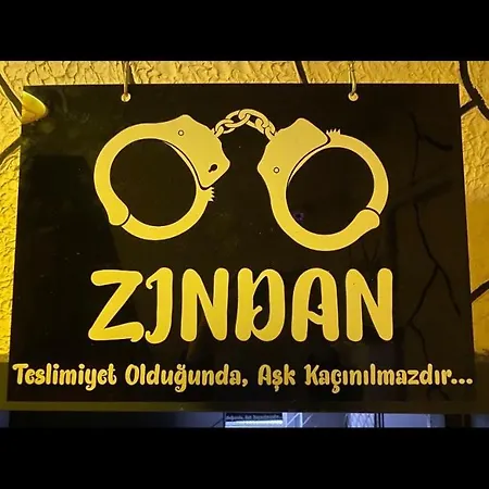 Zindan Apartment *